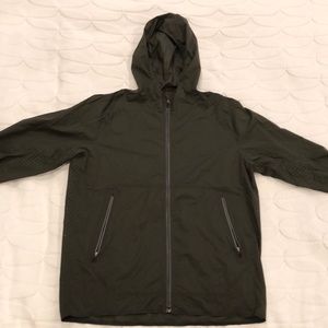 Lululemon Men’s Jacket - EUC Dark Green Black Medium
